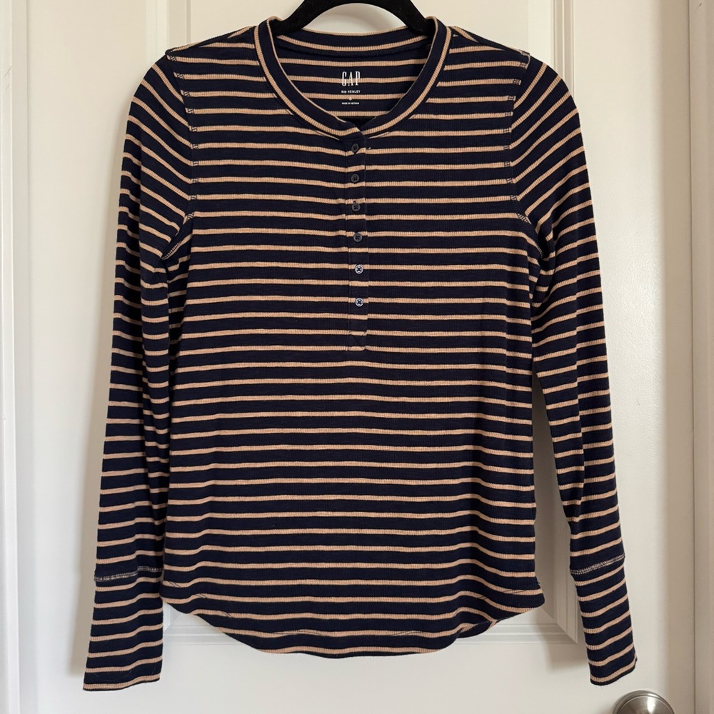 GAP Navy and Tan Rib Striped Rib Henley Longsleeve Tee, S